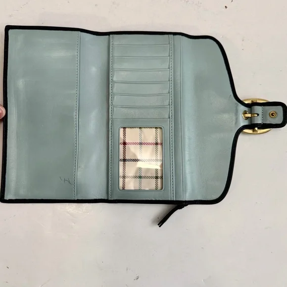 ๐ Coach Signature Bleecker Bag Black
F0794-11434 and Wallet Braided Leather - Picture 12 of 16